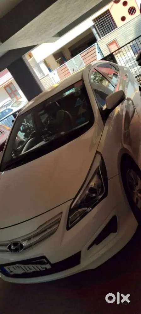 Hyundai Verna 2016 Petrol Well Maintained