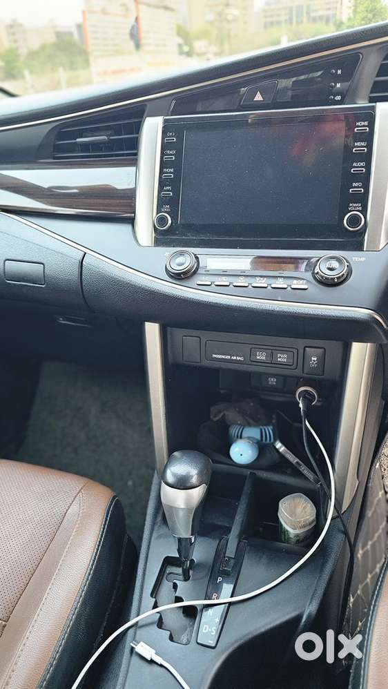 Toyota Innova Crysta