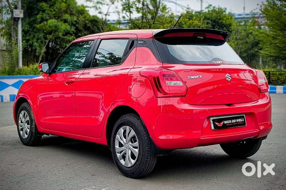 Maruti Suzuki Swift Vxi + Manual, 2024, Petrol