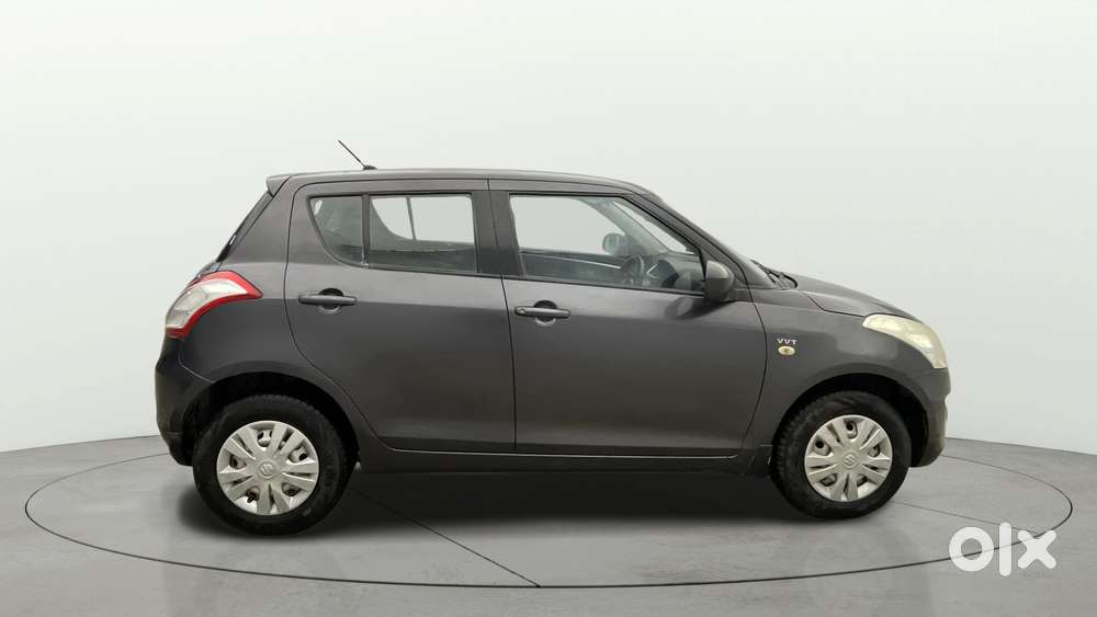 Maruti Suzuki Swift 1.2 Lxi (o), 2016, Petrol