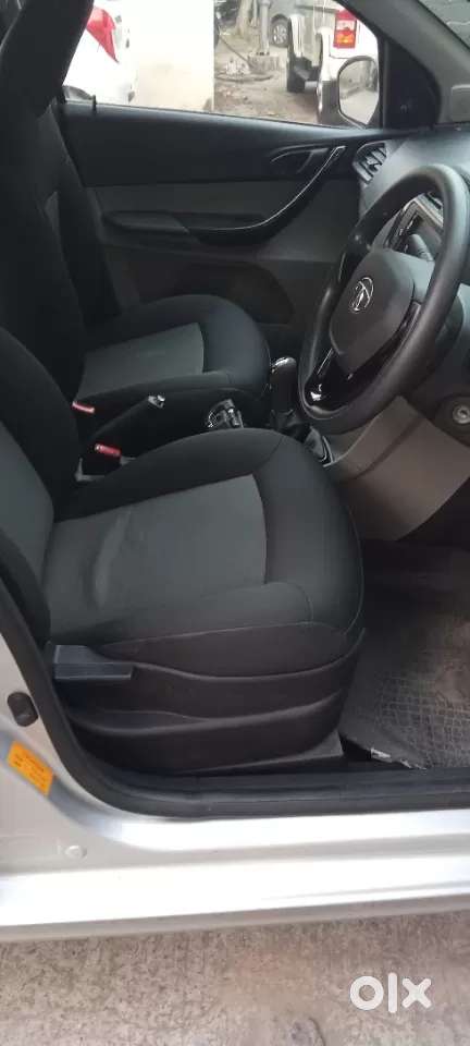 Tata Tiago 1.2 Revotron Xm, 2018, Petrol