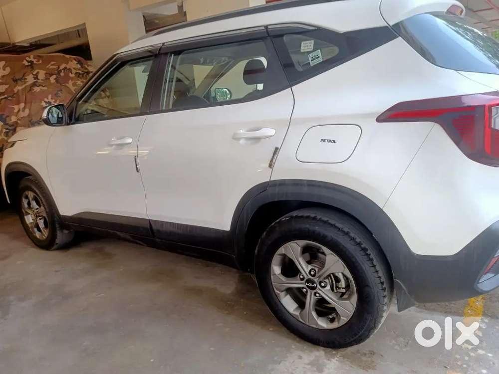 Kia Seltos 2023 Petrol 22000 Km Driven