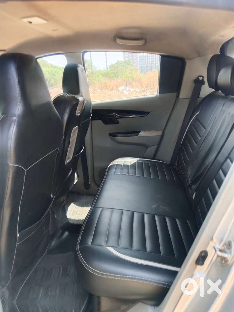 Mahindra Kuv 100 2016-2017 Mfalcon D75 K8 Dual Tone, 2016, Diesel