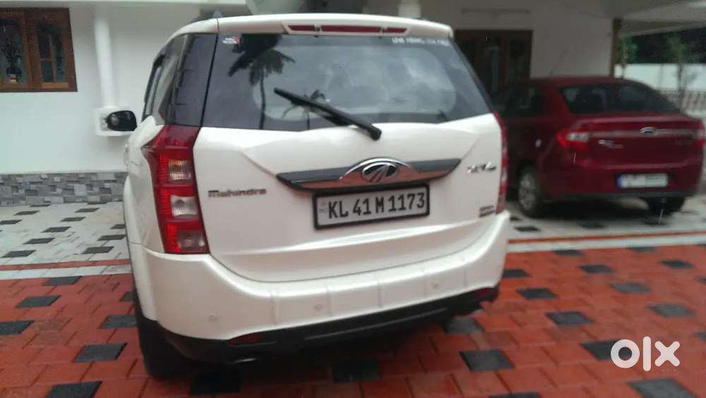 Mahindra Xuv500 W10 2017 Diesel Automatic