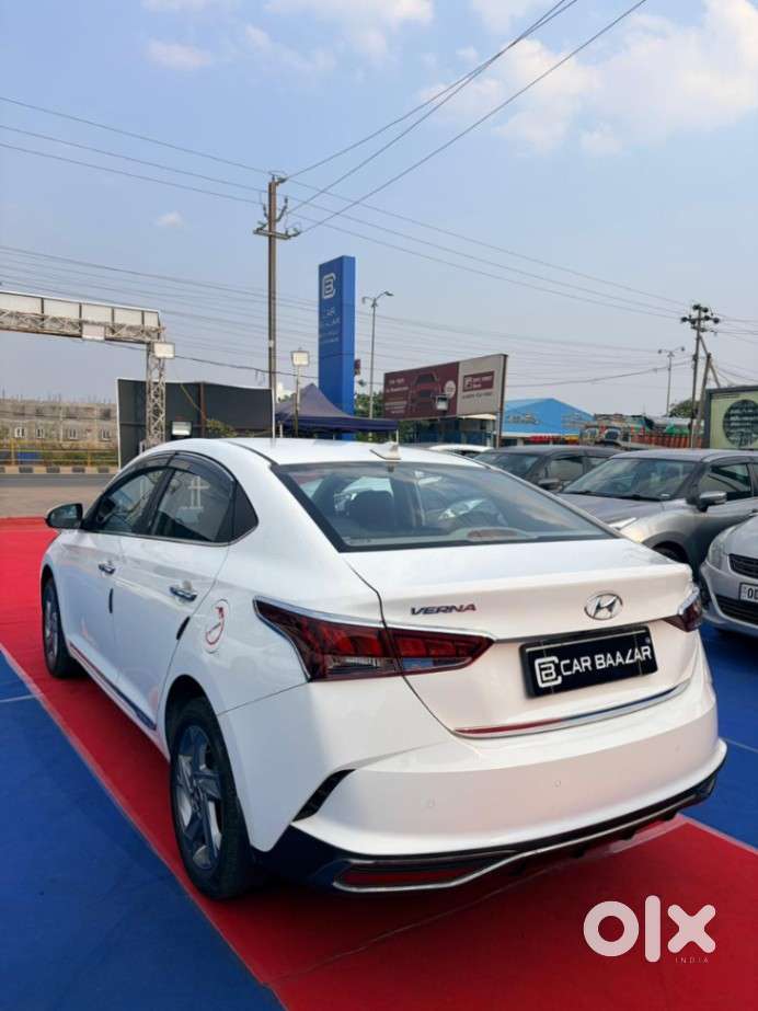 Hyundai Verna 1.5 Mpi Mt Sx (o), 2022, Petrol