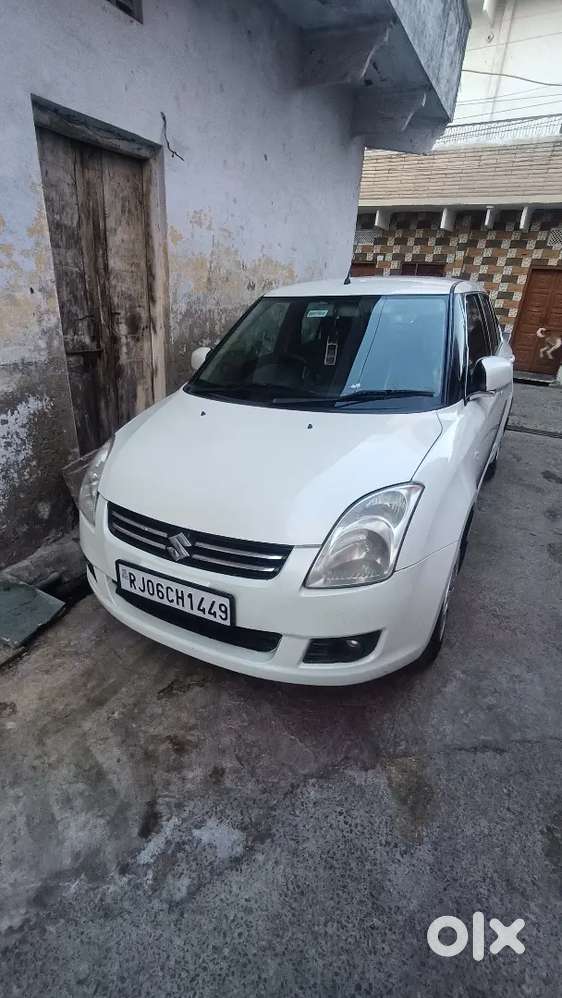 Maruti Suzuki Dzire 1.2 Vxi 2010