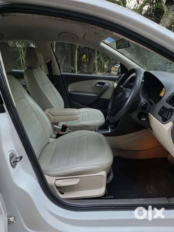 Volkswagen Vento 1.2 Tsi Comfortline At, 2015, Petrol