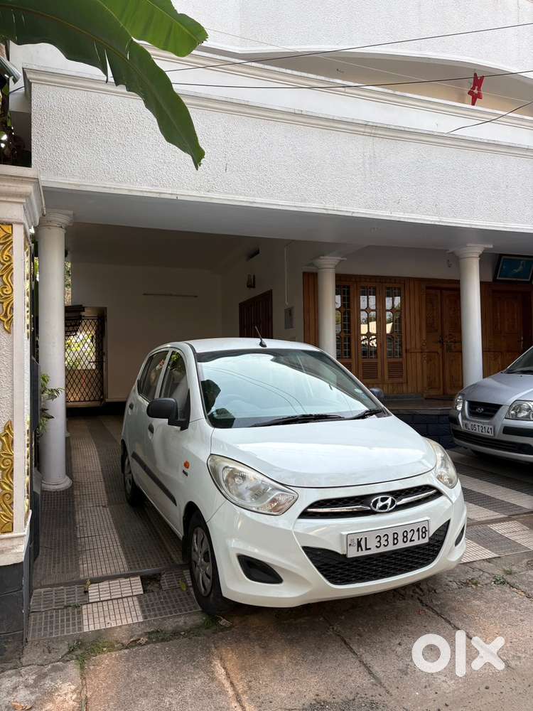 Hyundai I10 2011 Petrol 63000 Km Driven