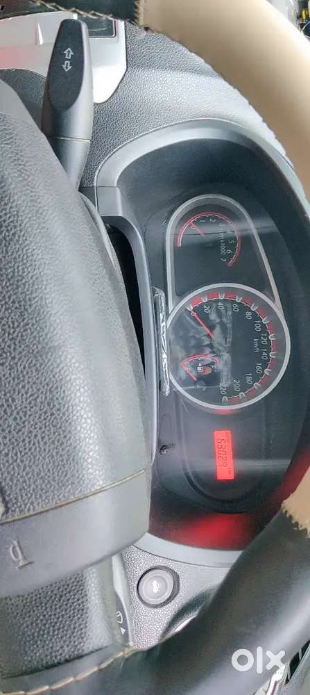 Ford Figo Titanium 2016 Petrol