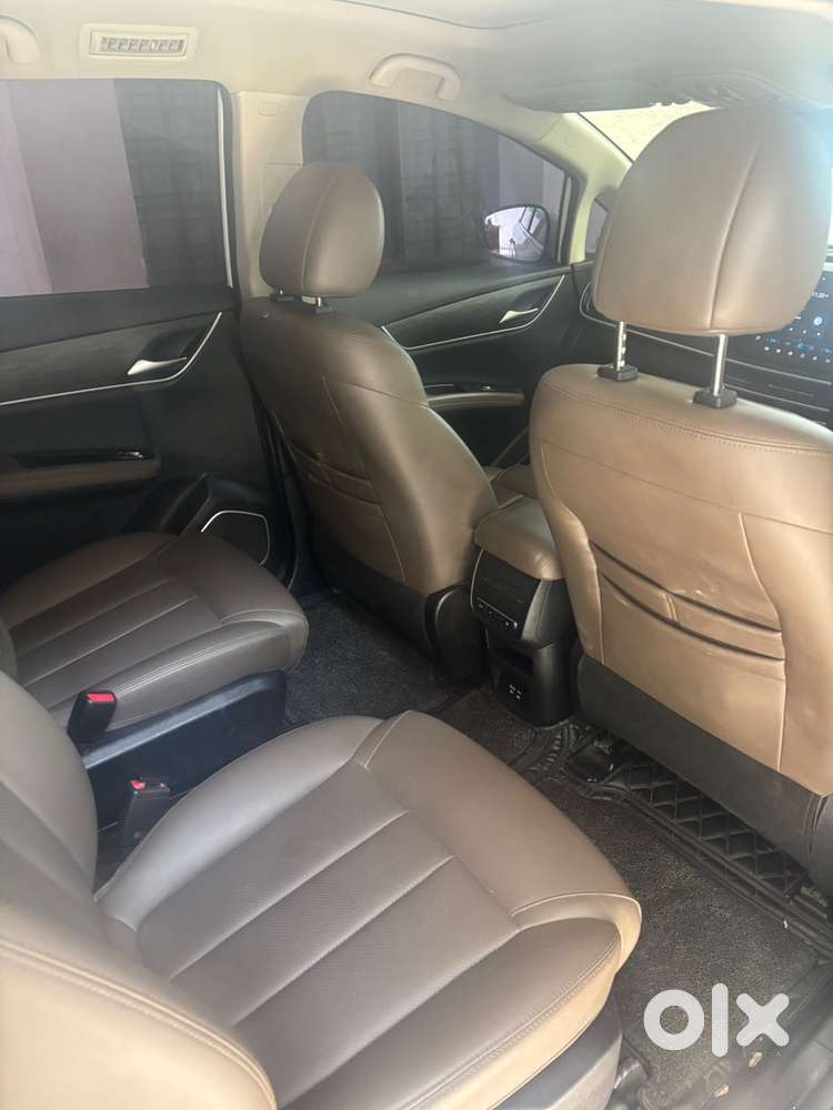 Byd Emax 7 Superior Nov 2024