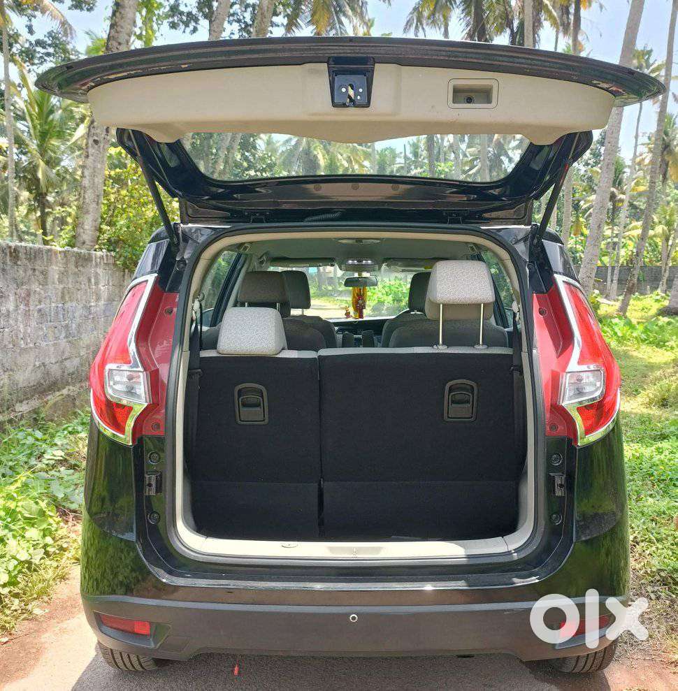 Mahindra Marazzo M2, 2019, Diesel