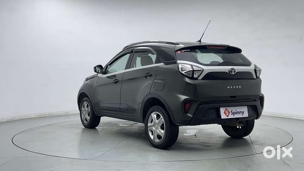 Tata Nexon 1.2 Revotron Xma Amt (s), 2022, Petrol