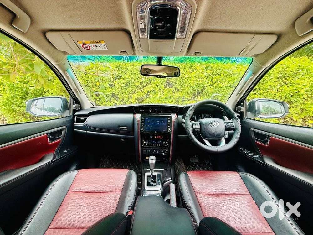 Toyota Fortuner 2.8 Legender 4x4, 2025, Diesel