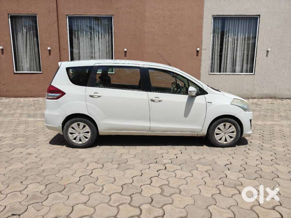 Maruti Suzuki Ertiga 2012-2015 Vdi, 2012, Diesel