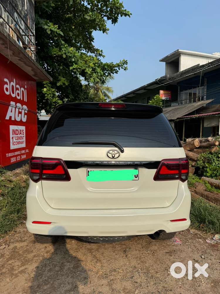 Toyota Fortuner 2014 Diesel 179000 Km Driven
