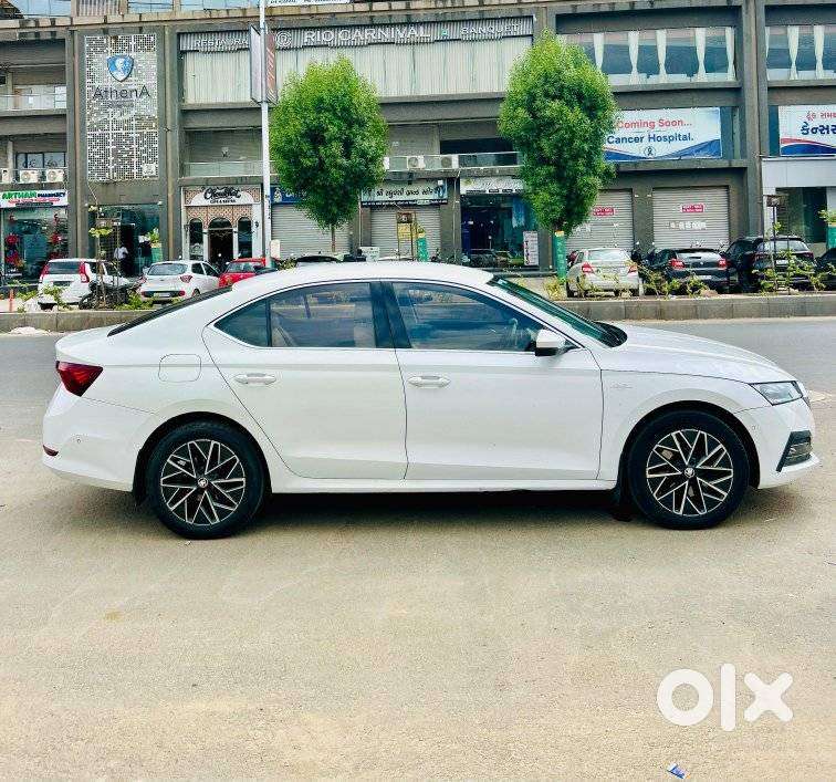 Skoda Octavia 2.0 L K Tsi At, 2019, Petrol