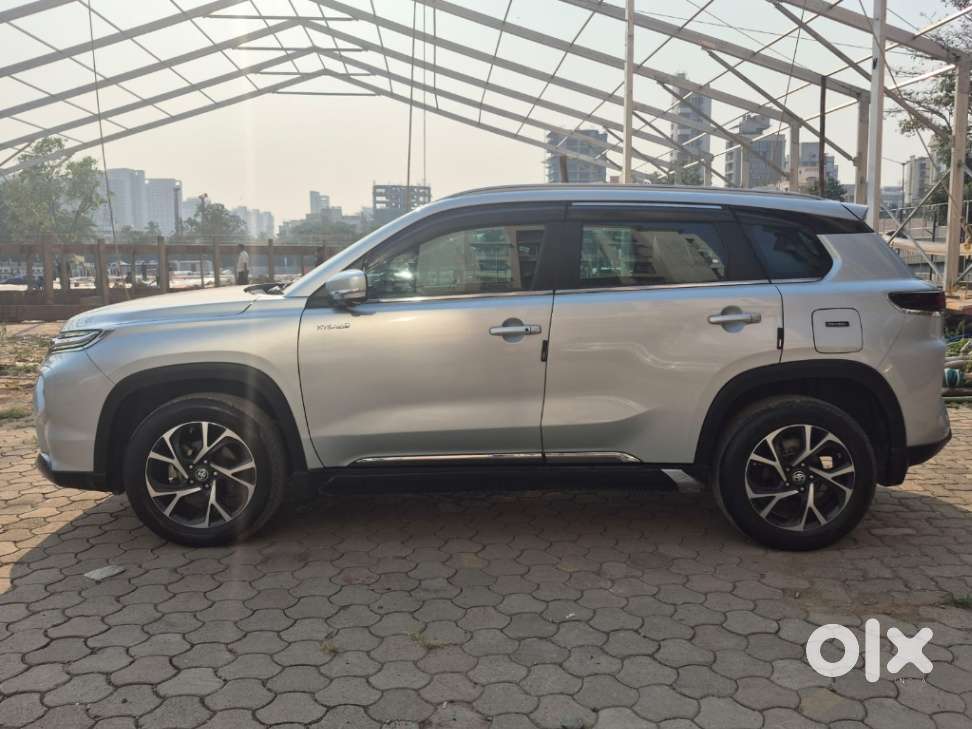 Toyota Urban Cruiser Hyryder 1.5 V Hybrid, 2023, Petrol