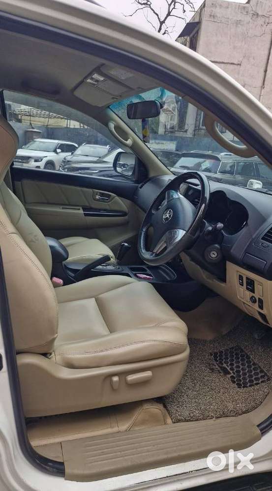 Toyota Fortuner 3.0 4x2 Automatic, 2015, Diesel