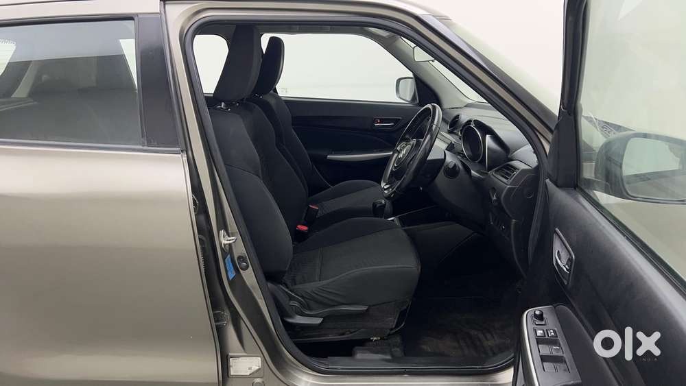 Maruti Suzuki Swift Amt Zxi, 2018, Petrol