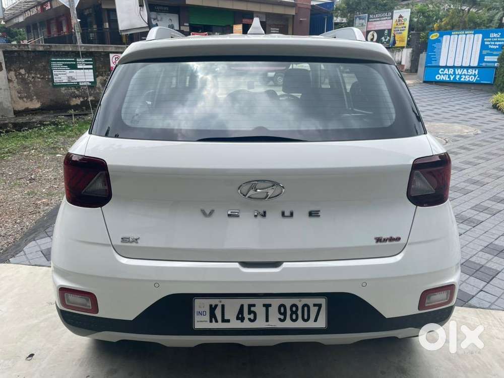2020 Hyundai Venue Dct (single Owner) In Excellent Condition