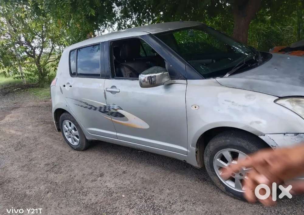Maruti Suzuki Swift Zxi 2005