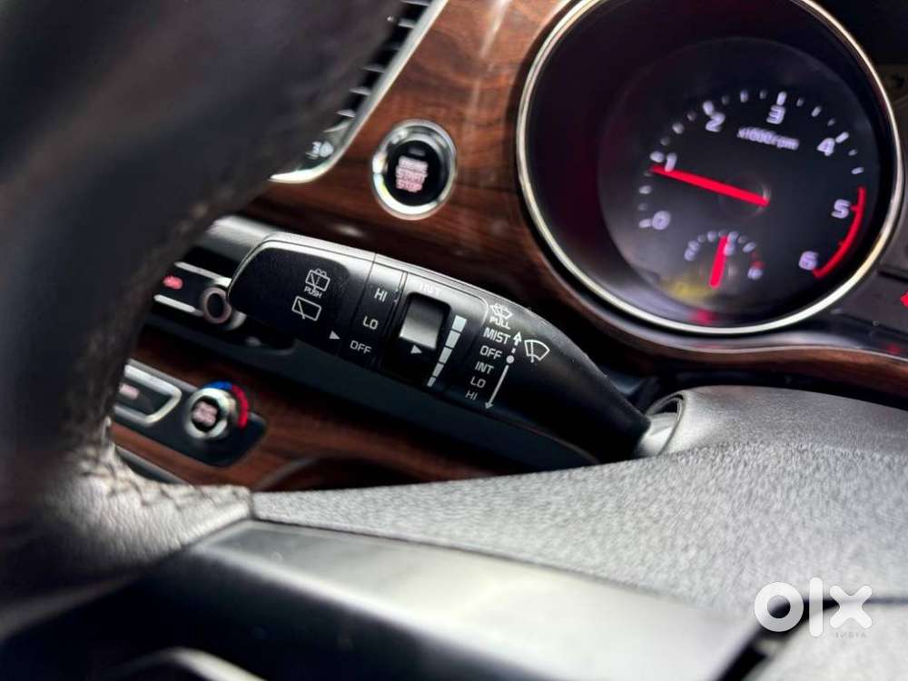 Kia Carnival Prestige, 2023, Diesel