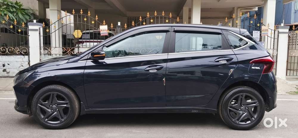 Hyundai I20 Sportz 1.2 Ivt, 2023, Petrol
