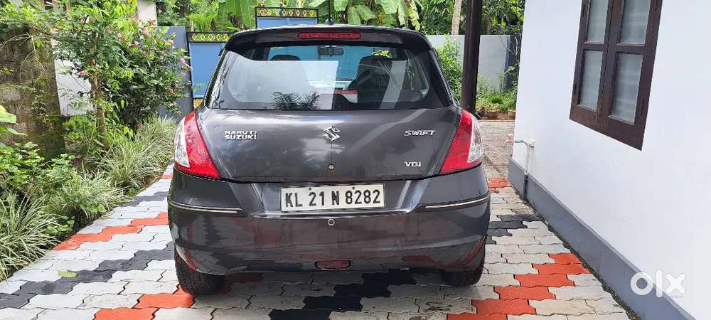 Maruti Suzuki Swift 2017 Diesel Well Maintained Company Service