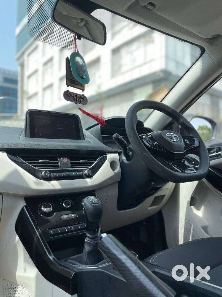 Tata Nexon 1.5 Revotorq Xz, 2021, Petrol