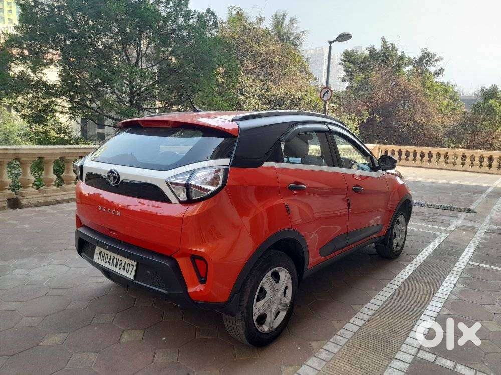 Tata Nexon, 2022, Petrol
