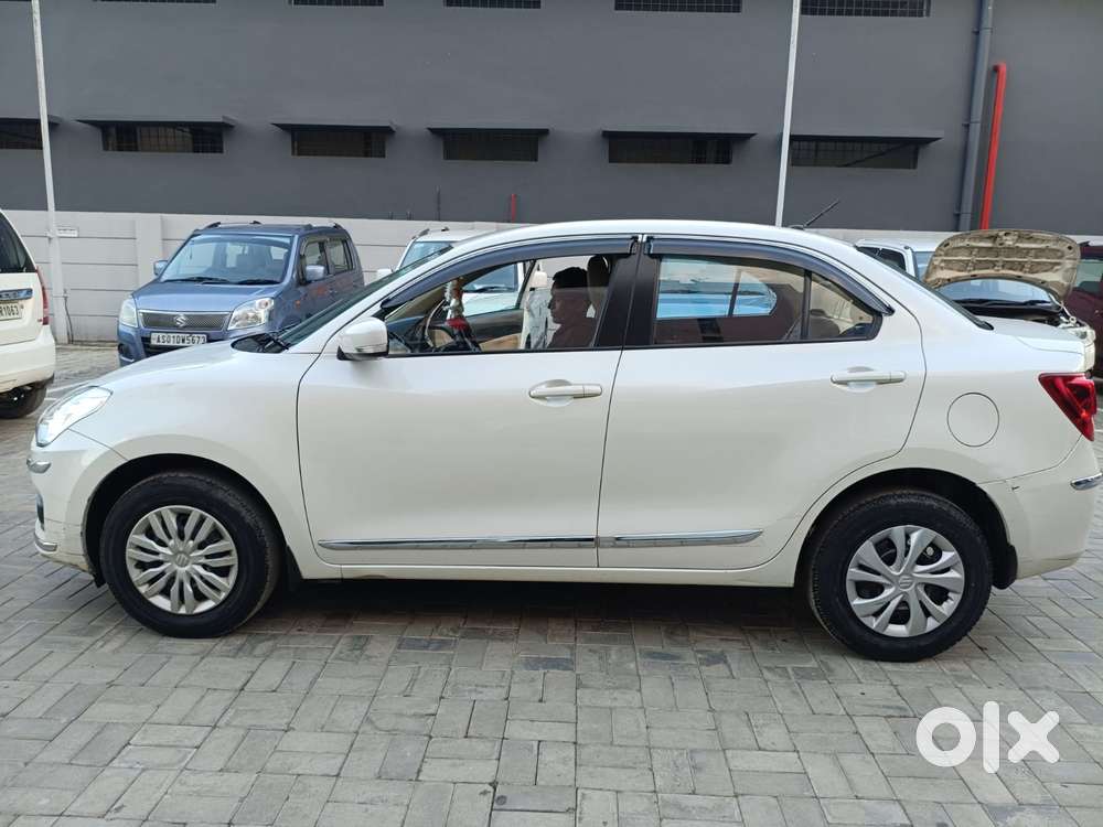 Maruti Suzuki Swift Dzire 1.2 Vxi, 2018, Petrol