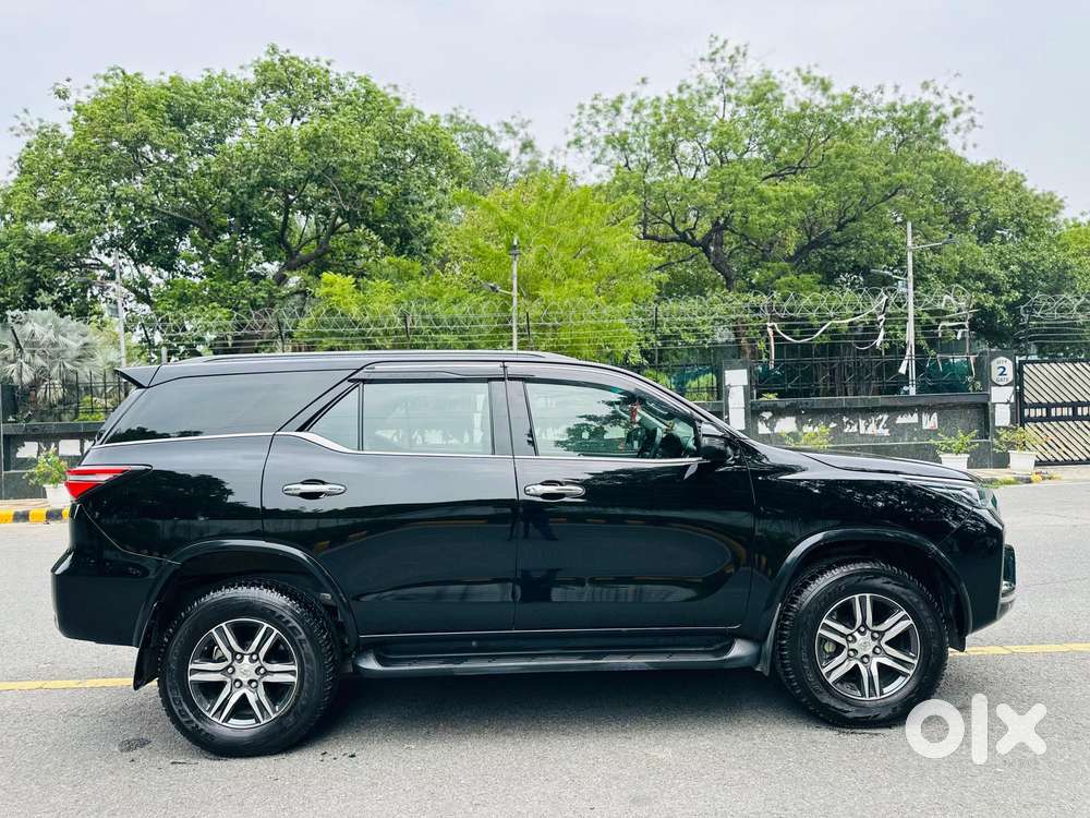 Toyota Fortuner 4x2 At 2.7 Petrol, 2025, Petrol