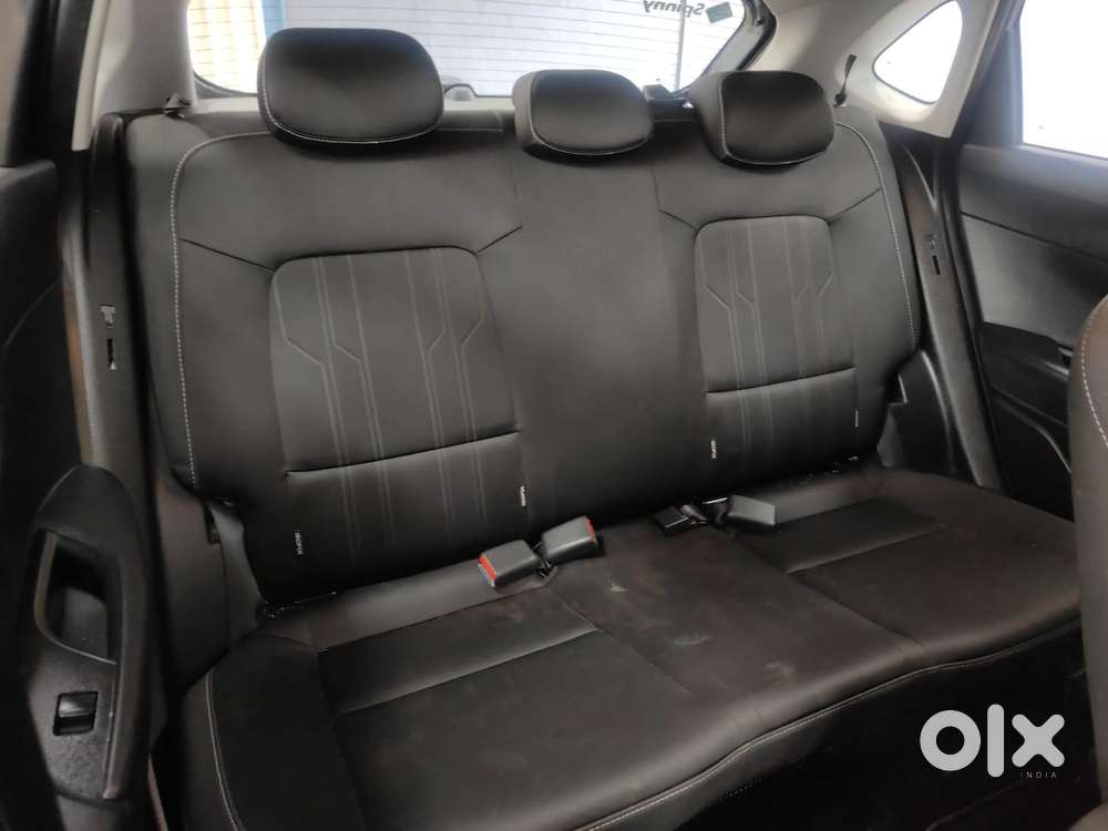 Hyundai New I20 1.2 Asta (o) Mt, 2023, Petrol