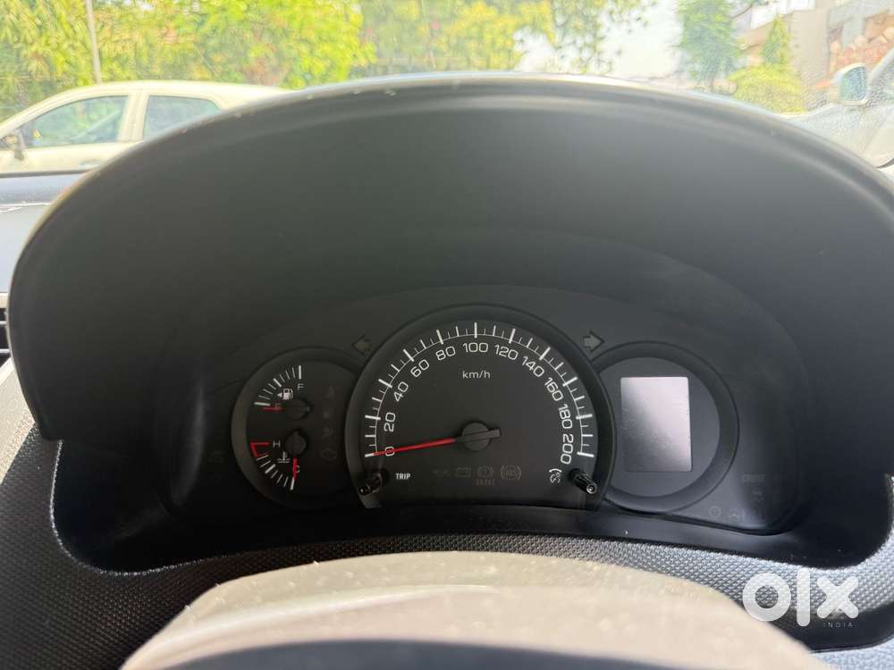 Maruti Suzuki Swift Lxi Optional-o, 2018, Cng & Hybrids