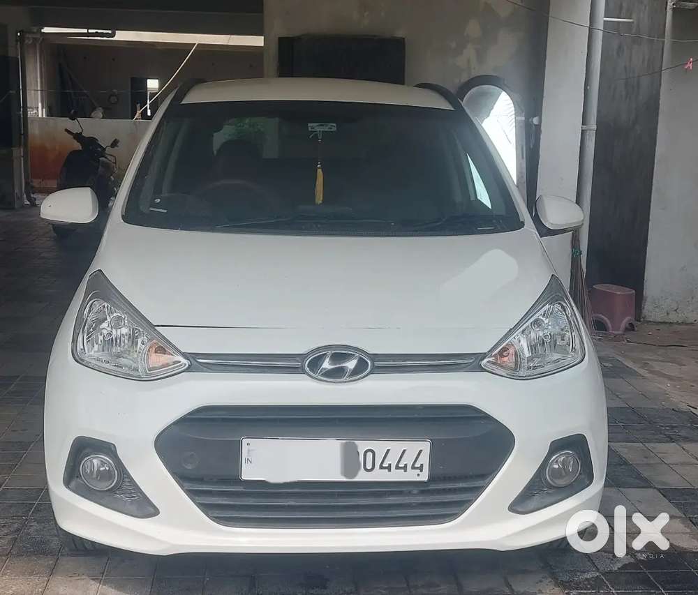 Hyundai Grand I10 Sportz 2015