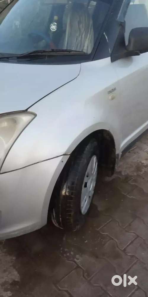 Maruti Suzuki Swift 2010 Diesel 80000 Km Driven