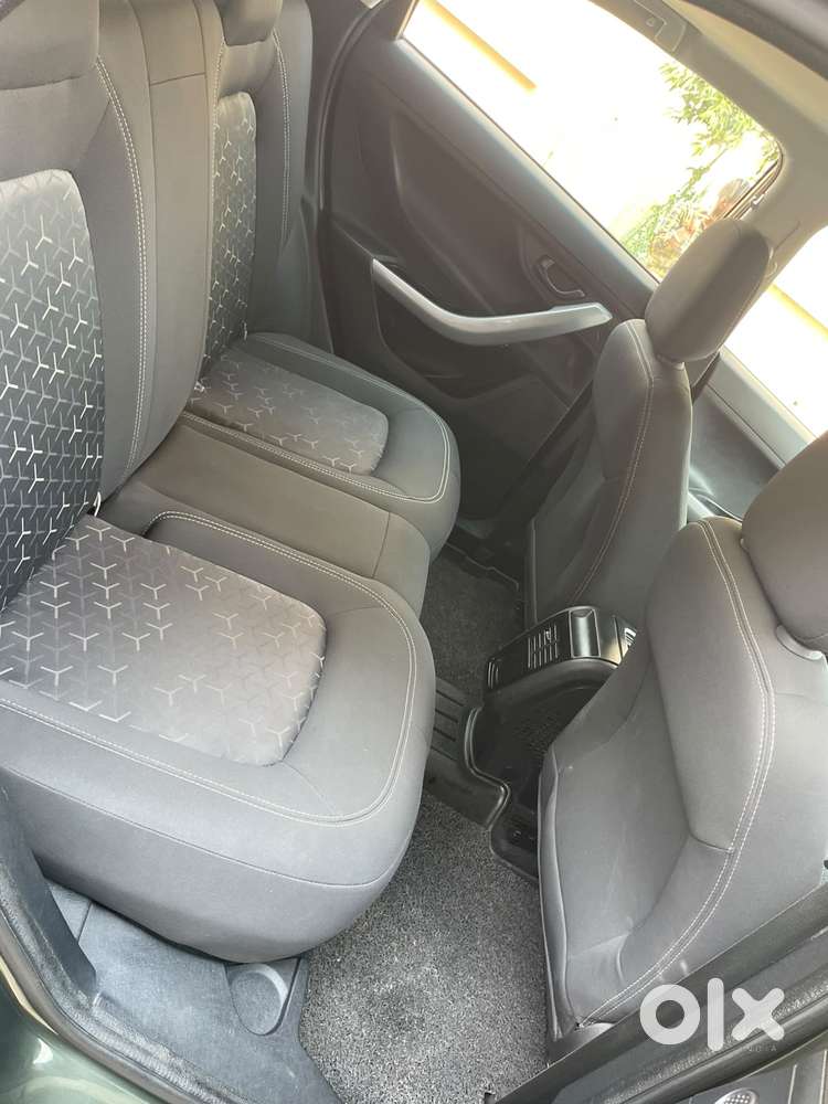 Tata Nexon 1.5 Revotorq Xma Amt (s), 2023, Petrol