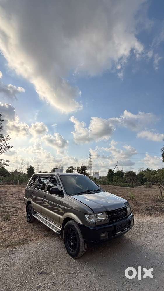 Chevrolet Tavera Neo 2011
