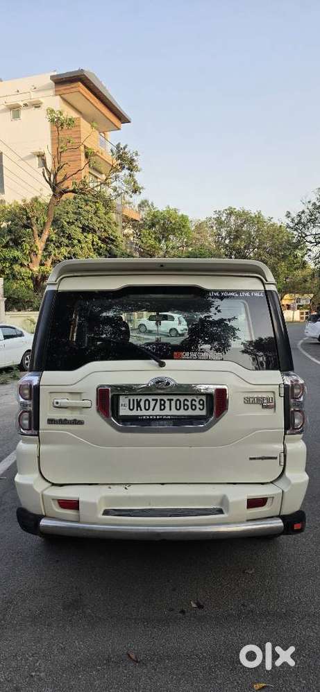 Mahindra Scorpio S6 Plus, 2016, Diesel