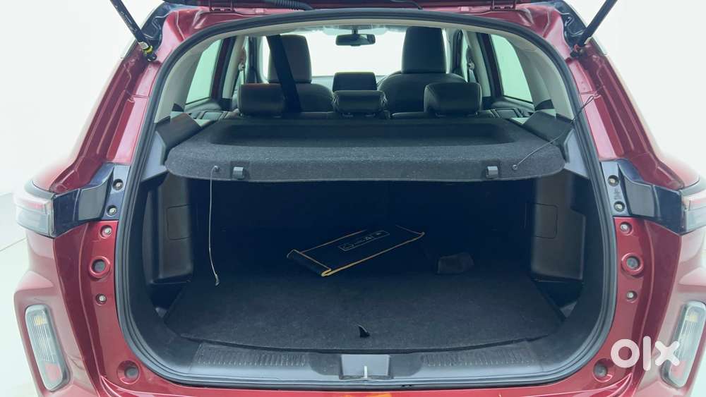 Maruti Suzuki Grand Vitara 1.5 Alpha Smart Hybrid Dual Tone At, 2023..