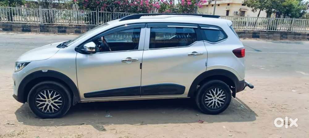 Renault Triber 2023 Petrol Well Maintained