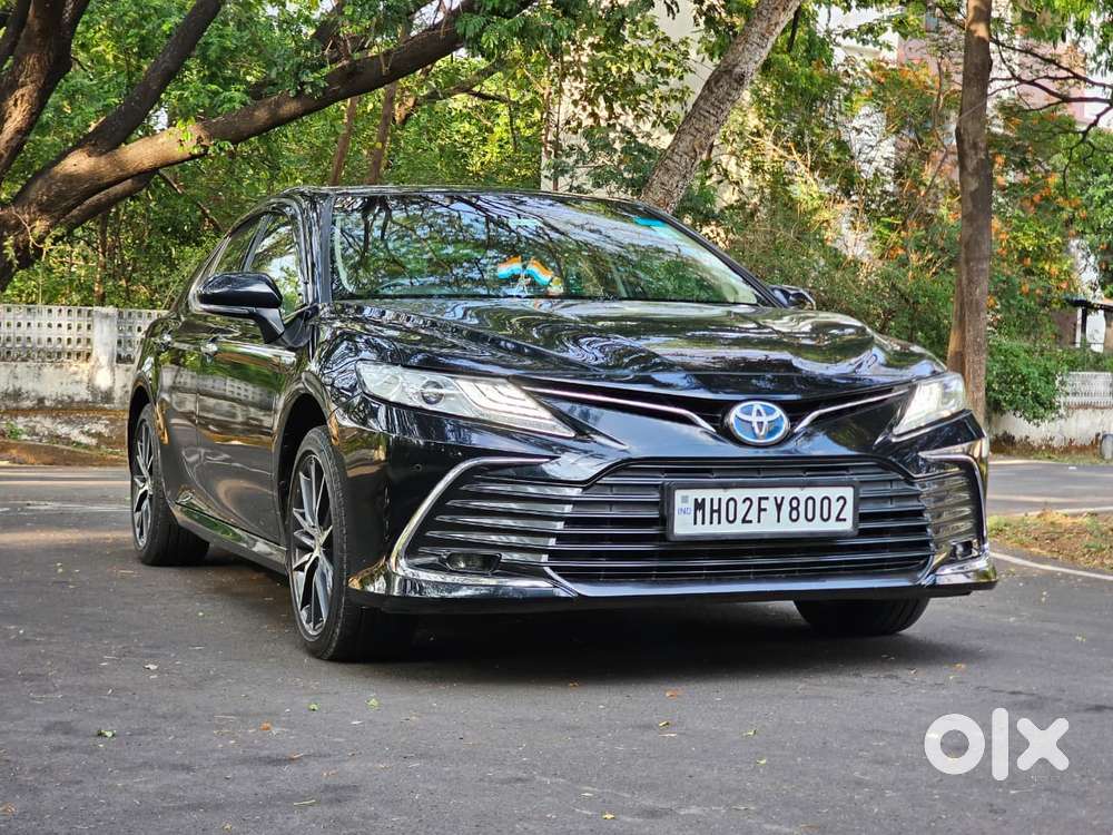 Toyota Camry Hybrid, 2023, Petrol