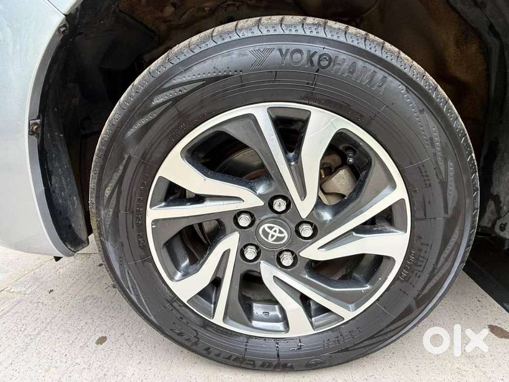 Toyota Innova Crysta, 2.4 Vx 8 Str, May-2021, Manual