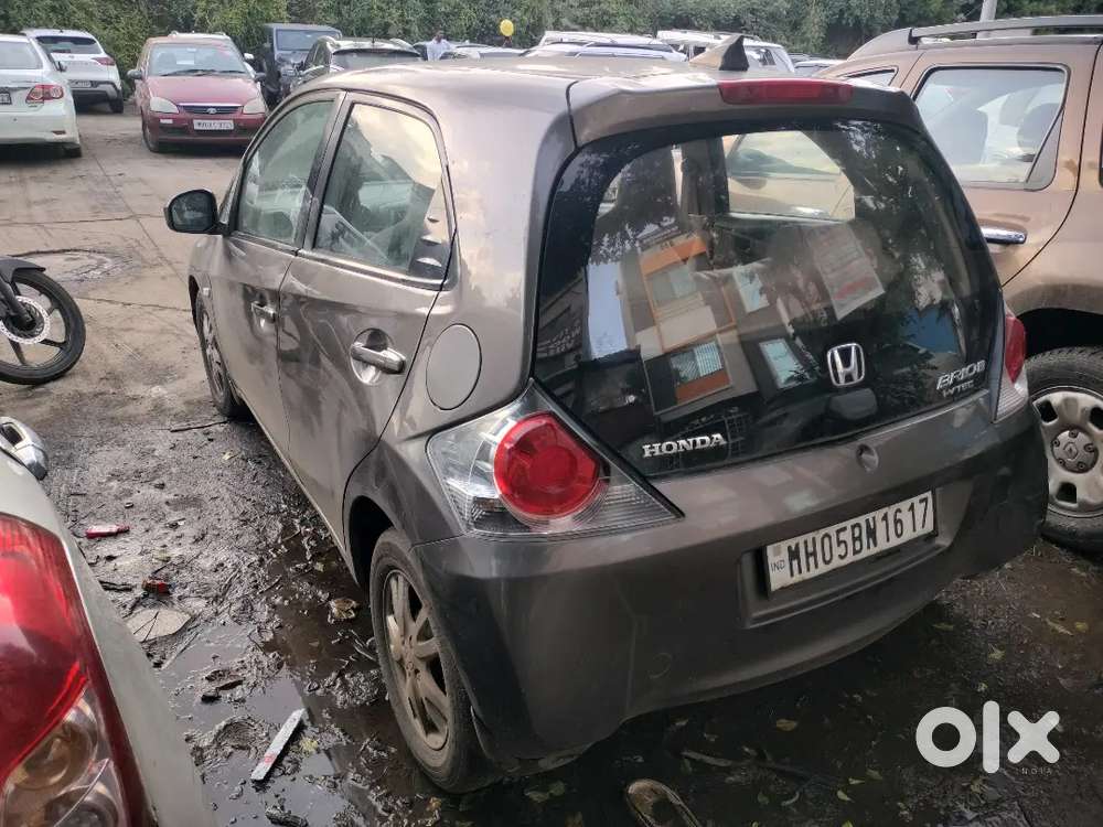 Honda Brio 1.2 V 2012