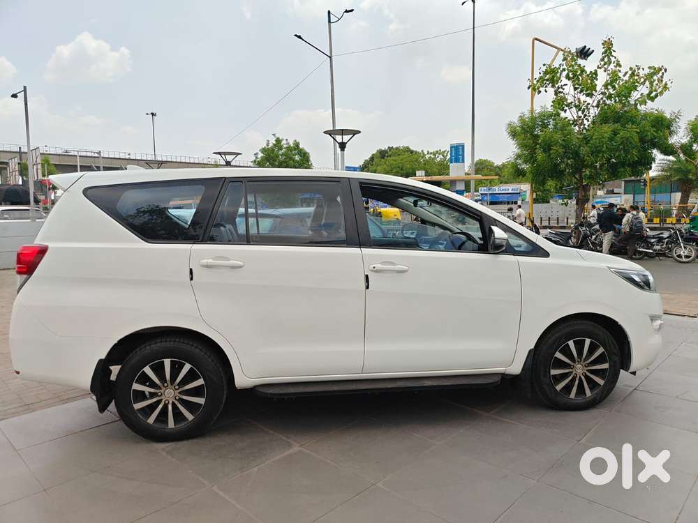 Toyota Innova Crysta 2.4 G Mt 7 Str, 2020, Diesel