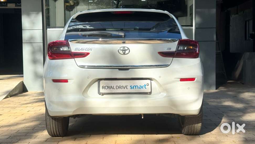 Toyota Glanza, 2023, Petrol