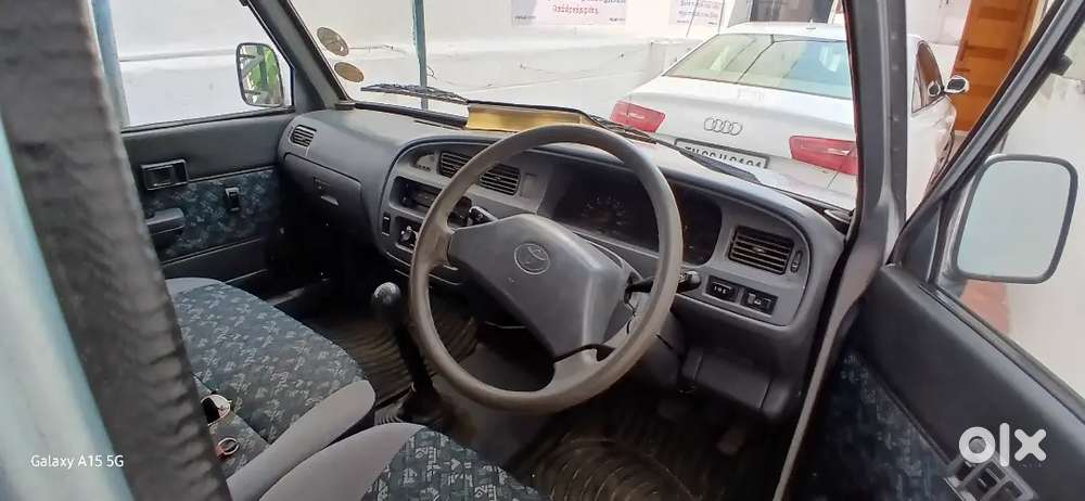 New Condition (qualis) 
04 New Tyres 
Ac Working 
Mint Condition