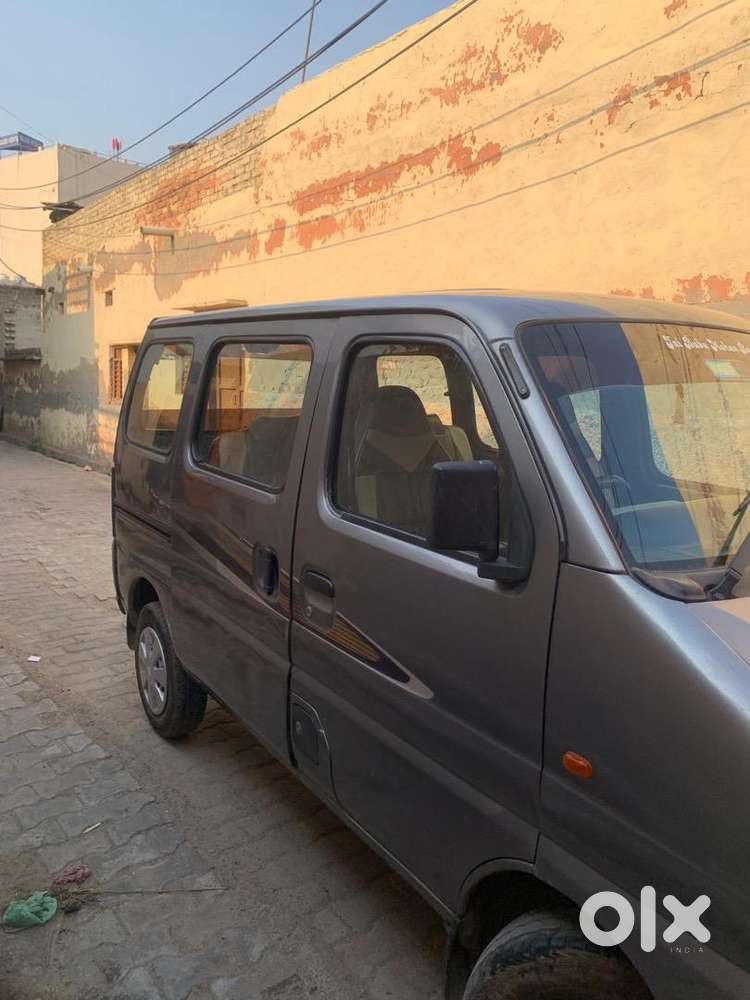 Maruti Suzuki Eeco 5 Str Ac(o) 2017