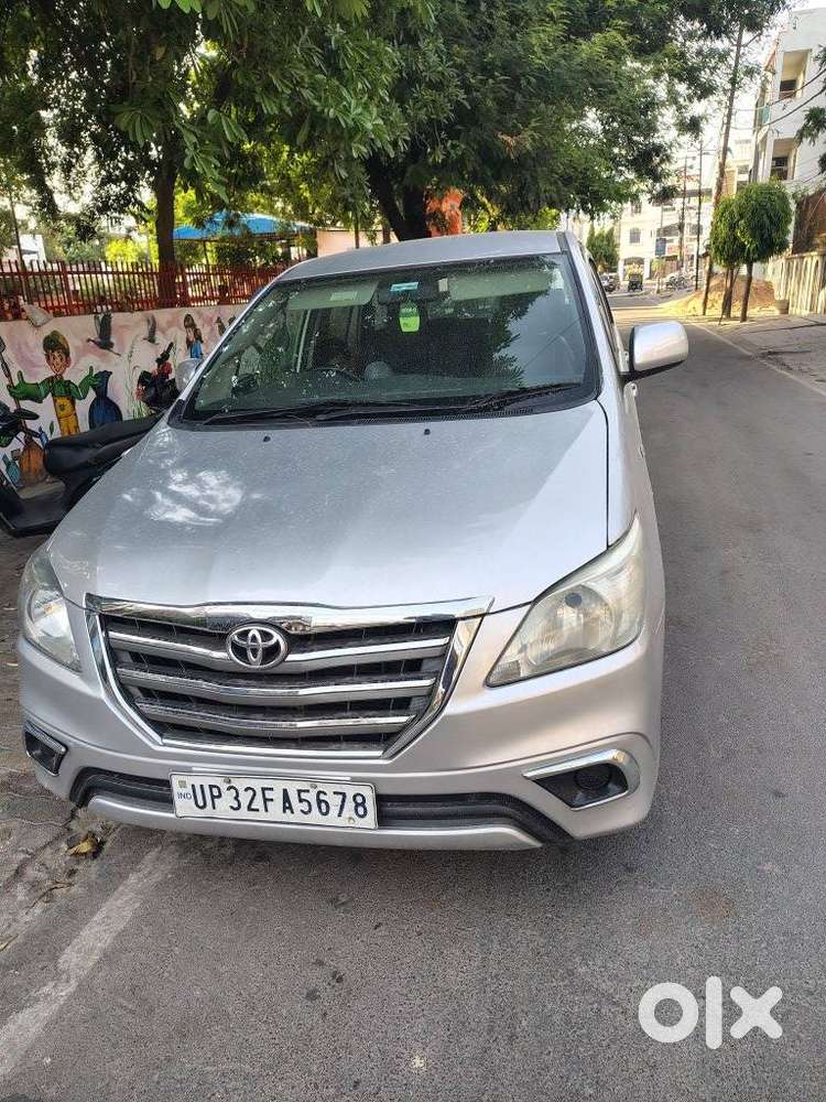 Toyota Innova 2.5 G (diesel) 8 Seater, 2014, Diesel