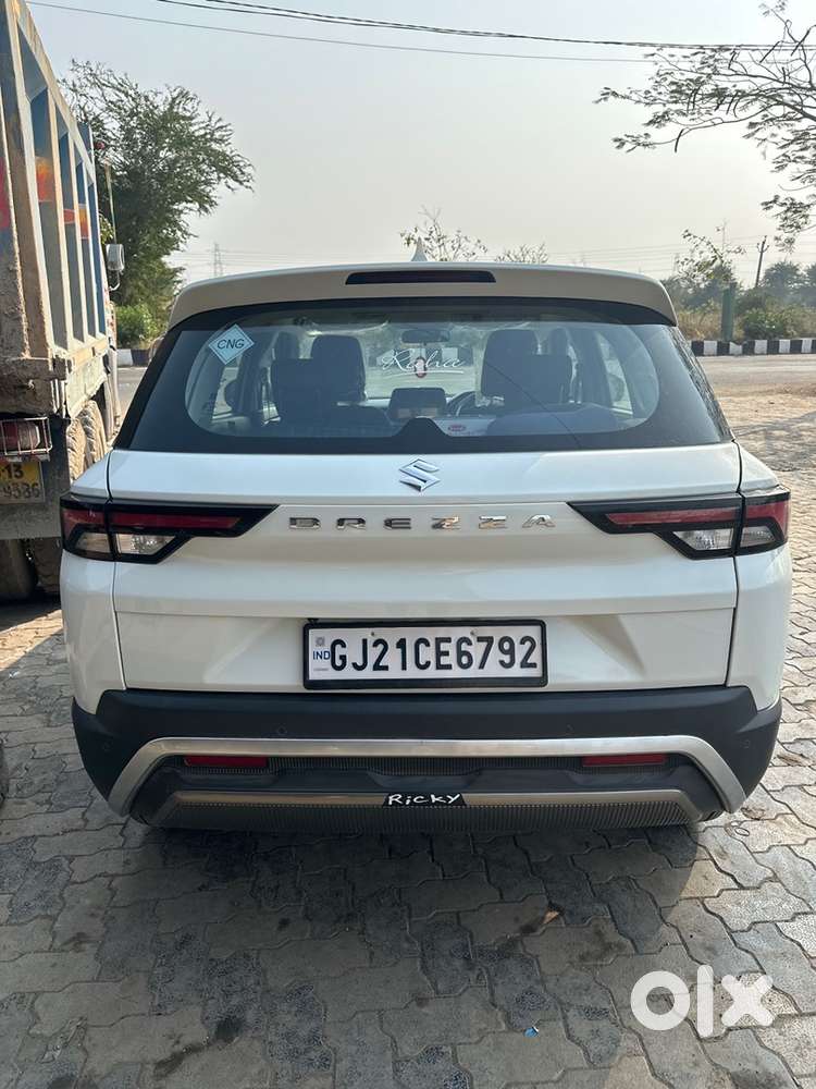 Maruti Suzuki Brezza Lxi 2025